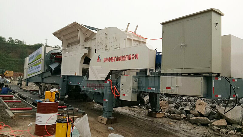 移动式建筑垃圾破碎机